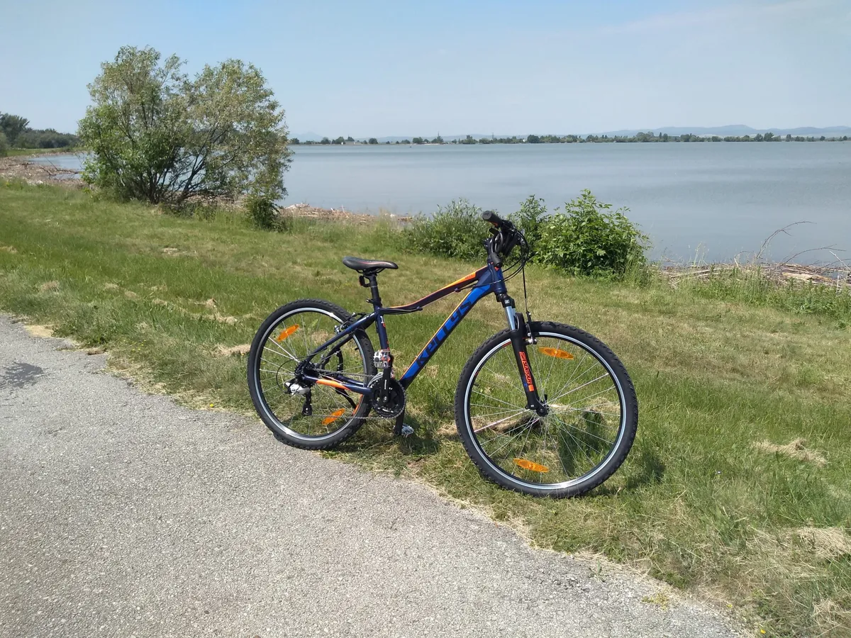 Na bicykli okolo Sĺňavy...