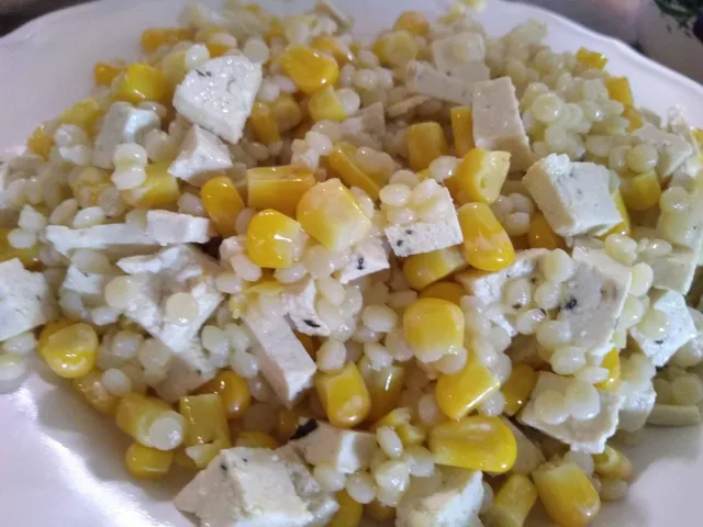 Rýchly obed alebo večera: Tarhoňa s kukuricou a tofu