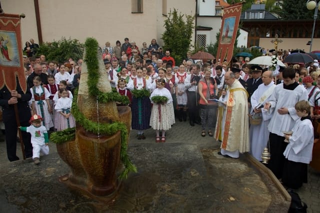 Foto Otevíraní pramenů 2014 2