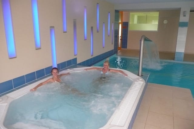 DUDINCE_hotelpramen-bazen2